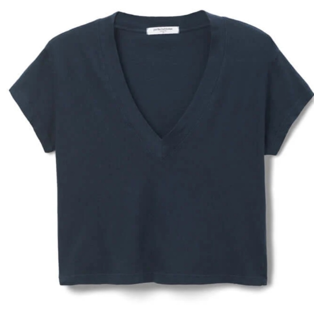 Perfect White Tee Alanis Faded Black V-Neck Women's Top